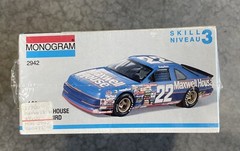 Monogram 1/24 1991 Maxwell House Thunderbird model 2942 Sterling Marlin New
