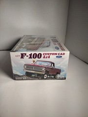 Moebius Models 1970 Ford F-100 1:25 Custom CAB 4×4 Pickup Truck New Sealed