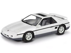 LEVEL 4 MODEL KIT 1985 PONTIAC FIERO GT 1/24 SCALE MODEL CAR BY REVELL 14573