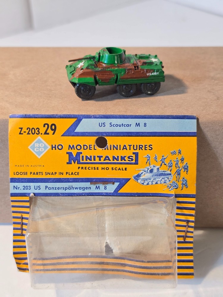 ROCO HO Model Minitanks Z-203.29 US Scoutcar M 8 Customized Austria