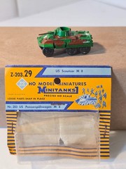 ROCO HO Model Minitanks Z-203.29 US Scoutcar M 8 Customized Austria