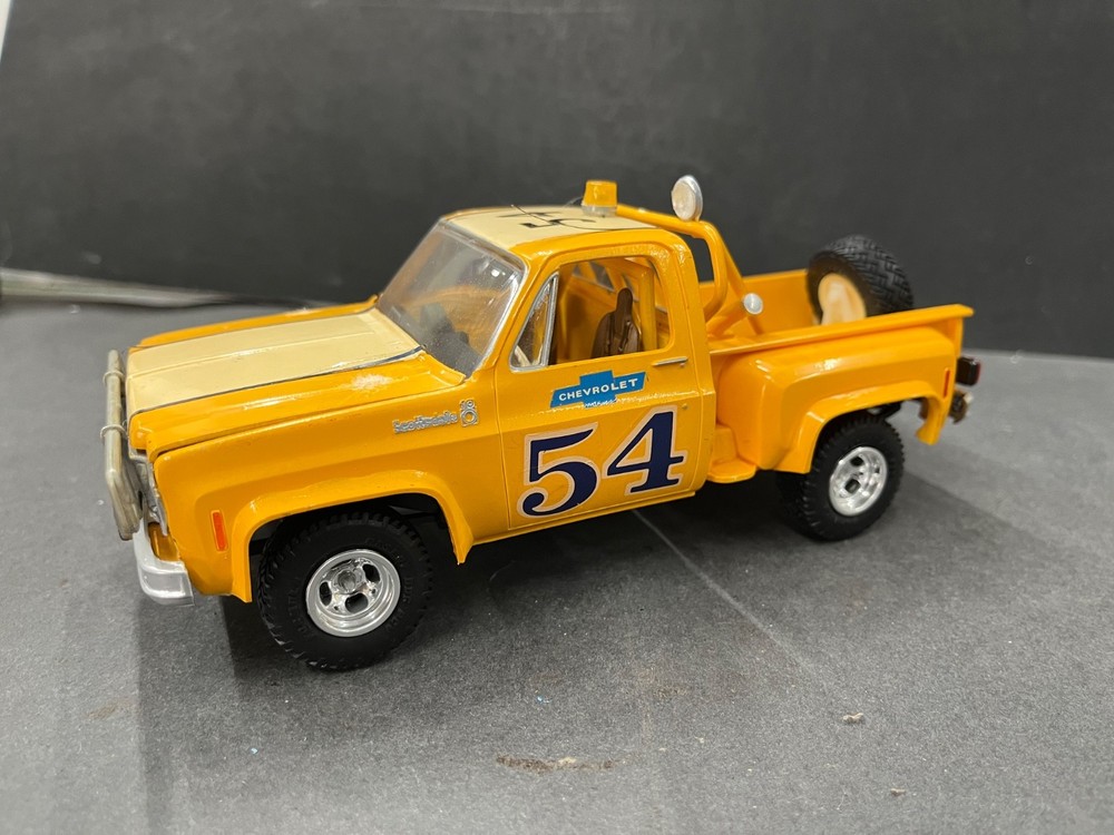C19 1975 ? Chevy Off-Road 4×4 Pickup Truck built model Car Vintage 1/25 McM