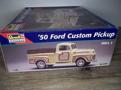 vintage Revell Monogram model kit ’50 Ford Custom Pickup 1/25 scale Z58