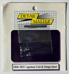 Detail Master DM-3051 1/24-1/25 Scale Ignition Coil & Straps (Short) – 2 Kits