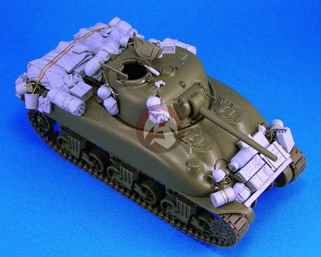 Legend 1/35 M4A1 Sherman Tank Stowage and Accessories Set WWII (Resin) LF1176