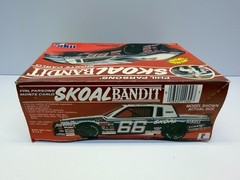 MPC 1:25 Scale Parson’s Skoal Bandit Monte Carlo Stock Car Sealed Inside Model