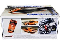 LEVEL 4 MODEL KIT 1970 DODGE CHALLENGER T/A 2-IN-1 KIT 1/24 SCALE REVELL 85-2596