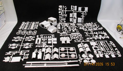 Vintage AMT Mack R685ST 1/25 Scale Truck Model Kit AMT30306 NEW Unassembled