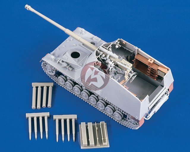 Verlinden 1/35 Sd.Kfz.164 Nashorn Detail & Ammo Set (for Dragon kit) 1988
