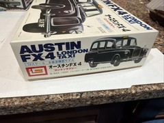 IMAI AUSTIN FX4 LONDON TAXI FACTORY SEALED INSIDE KIT! CIRCA 1979! VMCP!