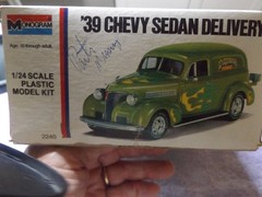 1978 Monogram 1939 Chevy Sedan Delivery Model Kit w/ Extra Parts incl 39 Coupe