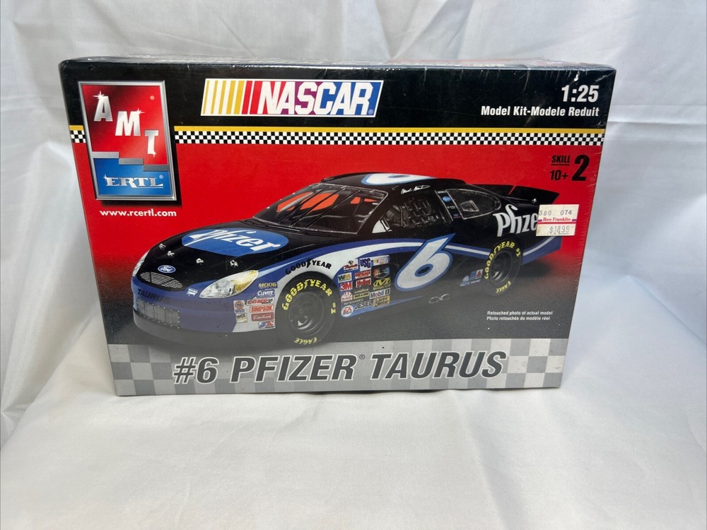 #6 Pfizer Taurus AMT 1:25th scale Ford Taurus model kit NRFB SEALED PERFECT