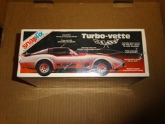 VINTAGE SNAP FIX MODEL KIT CHEVROLET CORVETTE TURBO VETTE NEW SEALED 1980 TX USA