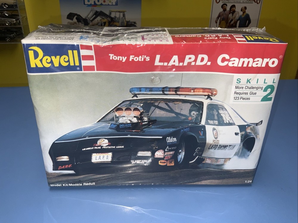 Vintage Revell Tony Foti’s LAPD Chevy Camaro Z28 Released in 1994 #7423