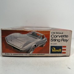 Revell H-1297 Corvette Sting Ray 1/32 Scale Vintage Model Kit Partially Built