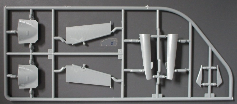 Great Wall Hobby 1/48th Scale Su-27UBM Flanker – Parts Lot C2 from Kit No. S4817