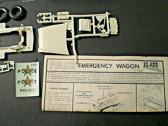 Johan Vintage 1/25 1960 Plymouth Police Emergency Wagon Open Complete C-5100