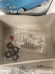 AMT 638M/12 1957 CHEVY BEL AIR MODEL CAR KIT plastic race 1:25 Scale AMT638 NEW