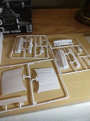 Olds 1985 Oldsmobile 442/FE3-X Show Car 1:25 scale Revell Model, Open Box Complt