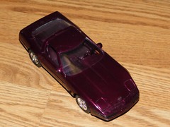 AMT ERTL 1995 Chevrolet Corvette ZR-1, Dark Purple Metallic, 6667, 1:25 Model