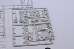 AMT ERTL GULDSTRAND GRAND SPORT 90 SCALE 1:25 MODEL KIT 6461