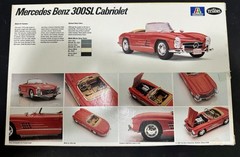 Italeri Testors Mercedes Benz 300SL Cabriolet 1:24 Plastic Model N.O.B. 229