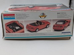 Monogram 1994 Mustang Indy Pace Car 1/25 Scale Model Kit #2975 *OPEN BOX*