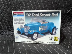 Monogram ‘32 Ford Street Rod Kit # 85-0882 Factory Sealed 1:24 Scale NIB