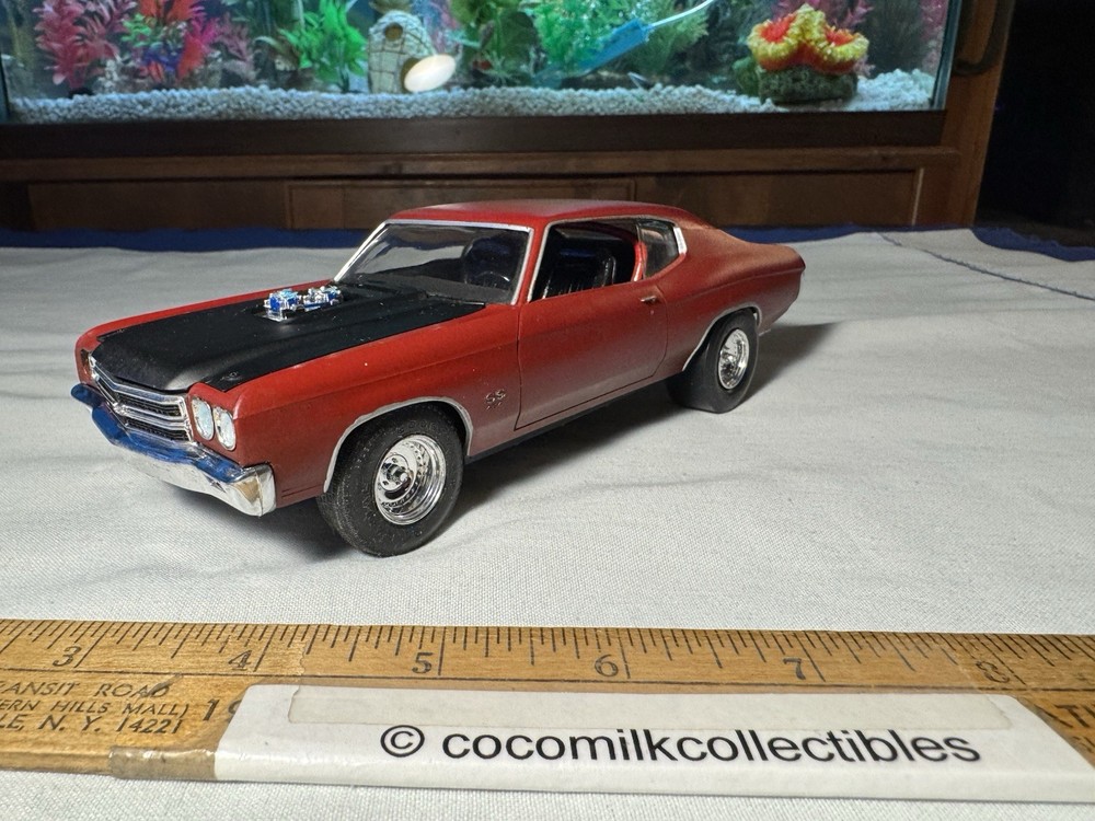 Vint 1980’s Plastic Model Kit 1970 Chevrolet Chevelle SS Built Revell Kit Maroon