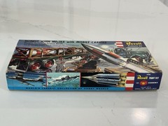 Revell H-1821:169 Honest John Missile with Mobile Carrier Box Scale