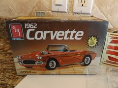 AMT / ERTL 1962 CCHEVY CORVETTE 3 in 1 STOCK CUSTOM DRAG 1/25 MODEL CAR KIT