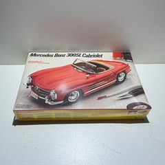 Italeri Testors #229 1:24 Scale Mercedes-Benz 300SL Cabriolet Plastic Kit Sealed