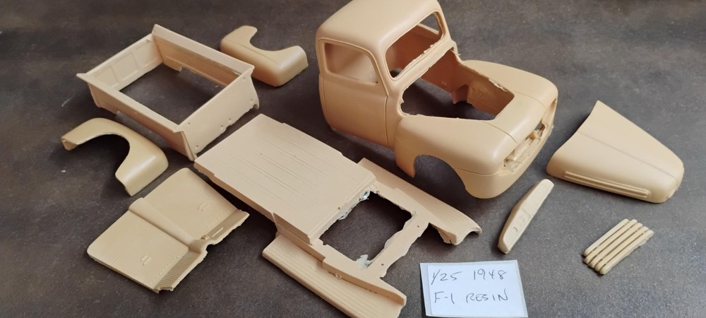 Resin 1948 Ford Pickup 1/25 kit