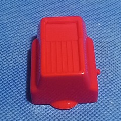 🌟 Engine Cover Little Red Wagon 1:25 Scale 1000s Model Car Parts 4 Sale
