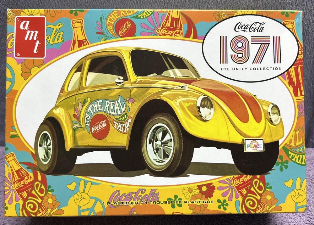 AMT COCA-COLA 1971 VW BUG 1/25 SCALE SKILL LEVEL 3