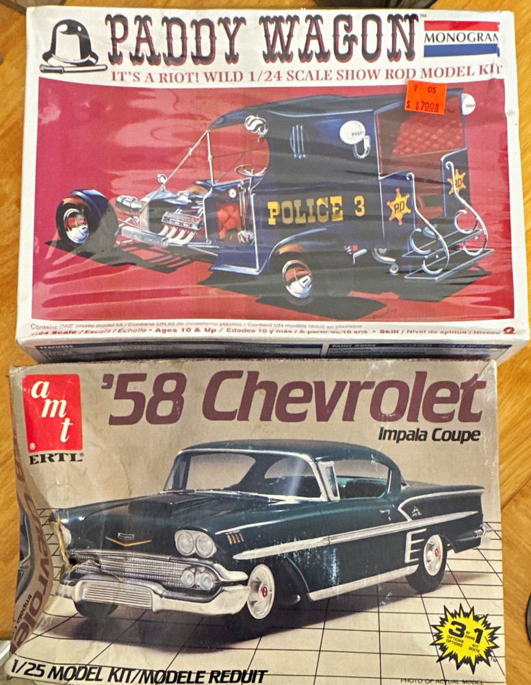AMT Ertl 1958 Chevrolet Impala Coupe 1:25 Scale Plastic Unassembled Model Kit