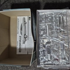 AMT 1965 Pontiac Bonneville Sport Coupe 3’n1 1260 1:25 Plastic Model Kit