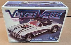 MPC Velvet Vette 1957 Corvette Roadster Most Parts Sealed ’81 Issued 1:25 Kit