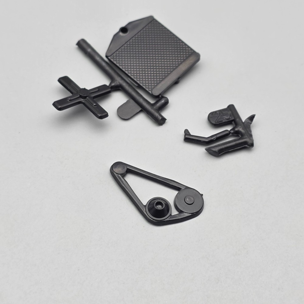 Monogram 1/24 Black Widow Hot Rod Parts Kitbash Engine Pieces Radiator Fan Belt