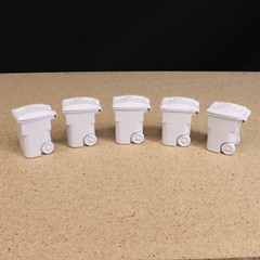 x5 Make It RC 1/24 Scale Trash Cans for RC/Model Car Garage, Shop, Diorama