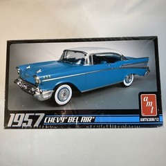 AMT 1957 Chevy Bel Air 1/25 Scale Molded in Blue Plastic Model Car Kit NEW!