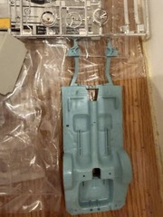 Monogram ’58 Ford Thunderbird Convertible 2 N 1 Plastic Model Car Kit