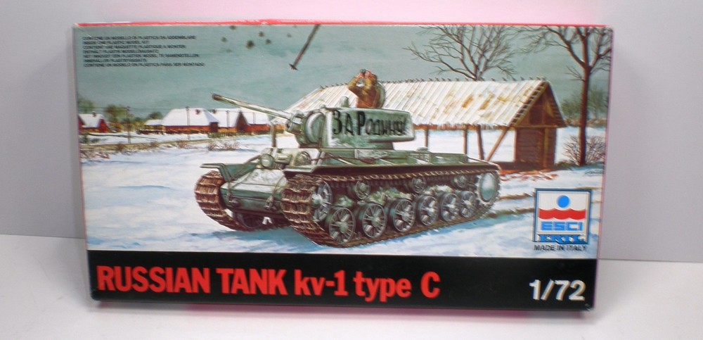1/72 Scale WWII Russian Heavy Tank, KV 1 C, ESCI