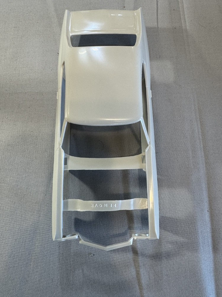 AMT/ERTL 8940 70 Chevelle SS 454 Parts Kit Bash Body