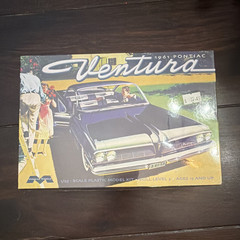 Moebius Models 1:25 1961 Pontiac Ventura Plastic Model Kit Skill 3 MPN 1211