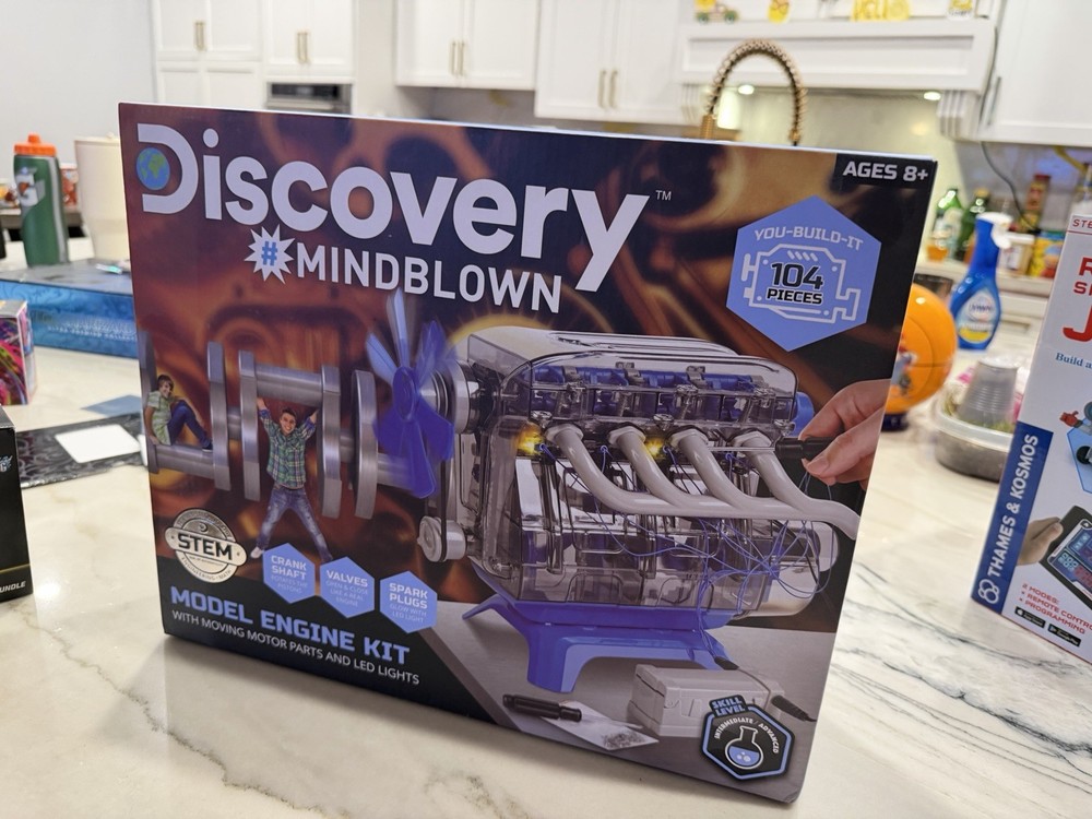 Discovery #MINDBLOWN Model Motor Engine Kit, DIY NEW