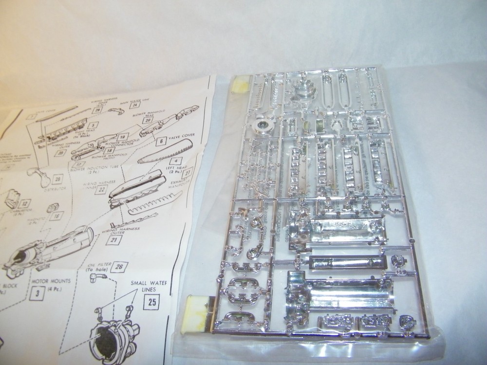 1/24 1/25 Scale Model Plastic All Chrome Complete Engine Parts Tree NEW See Pics