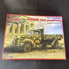 ICM 35411 Plastic model car kit Scale 1:35 V3000S 1941 German army truck