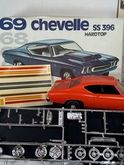 Vintage 1969 Chevy Chevelle SS 396 Built Model Partial Paint Extra Parts Box