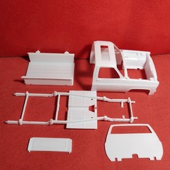 Body Shell & Frame 1977 Chevy Custom Pickup 1:25 Scale Model Car Part Revell